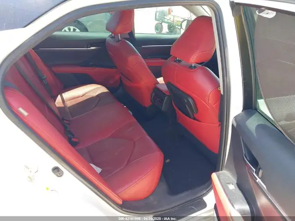 4T1B61HK5JU156057 2018 TOYOTA CAMRY - Image 8