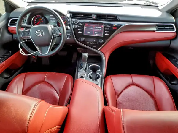4T1B61HK5JU156642 2018 TOYOTA CAMRY - Image 8