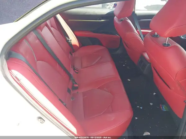 4T1B61HK5JU157242 2018 TOYOTA CAMRY - Image 8