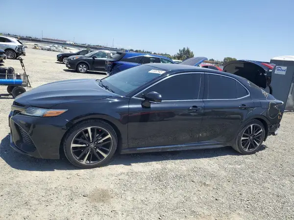 4T1B61HK5JU523409 2018 TOYOTA CAMRY - Image 1