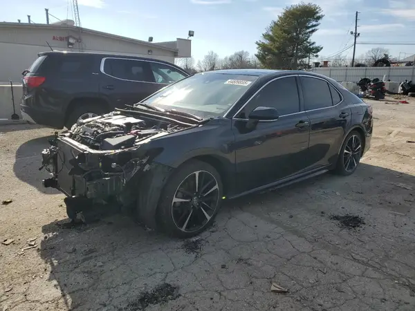 4T1B61HK5JU537956 2018 TOYOTA CAMRY - Image 1