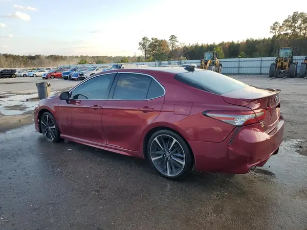 4T1B61HK5JU565207 2018 TOYOTA CAMRY - Image 2