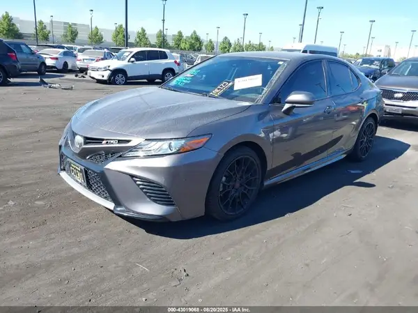 4T1B61HK5KU173183 2019 TOYOTA CAMRY - Image 2