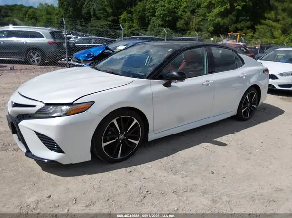 4T1B61HK5KU173989 2019 TOYOTA CAMRY - Image 2