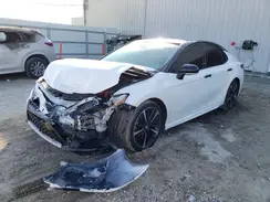 4T1B61HK5KU189688 2019 TOYOTA CAMRY