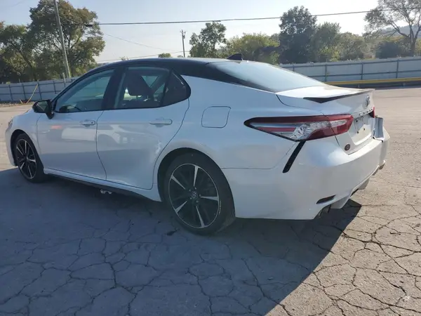 4T1B61HK5KU213939 2019 TOYOTA CAMRY - Image 2