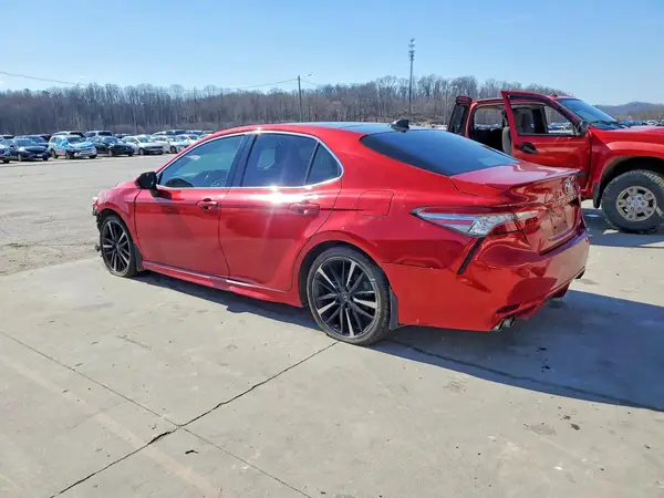 4T1B61HK5KU239098 2019 TOYOTA CAMRY - Image 2