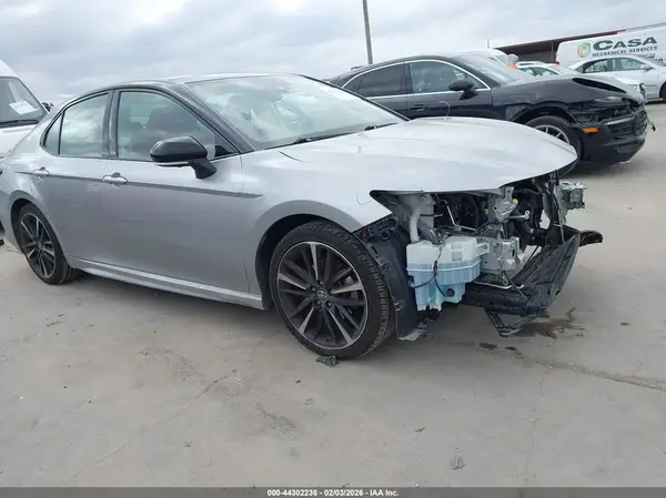 4T1B61HK5KU245080 2019 TOYOTA CAMRY - Image 1