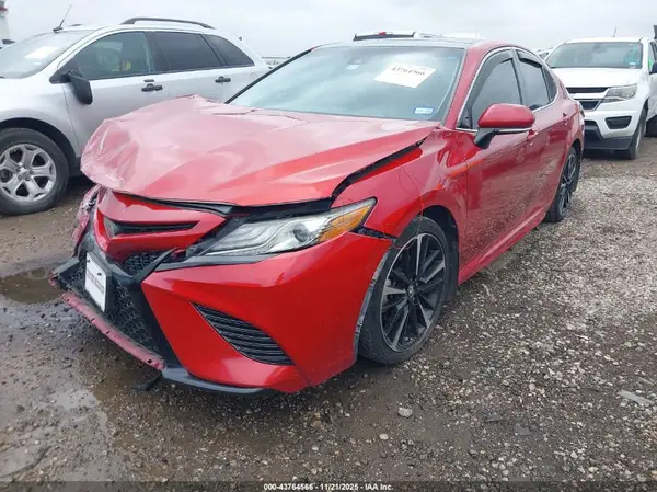 4T1B61HK5KU261201 2019 TOYOTA CAMRY - Image 2