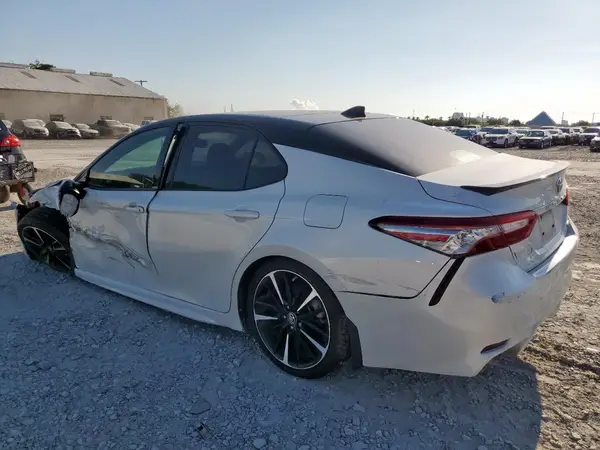 4T1B61HK5KU261831 2019 TOYOTA CAMRY - Image 2