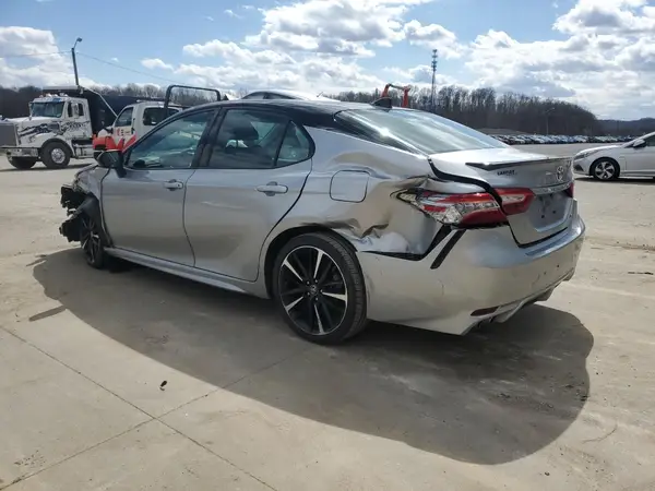 4T1B61HK5KU265684 2019 TOYOTA CAMRY - Image 2