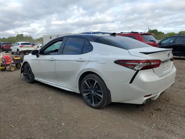 4T1B61HK5KU292853 2019 TOYOTA CAMRY - Image 2