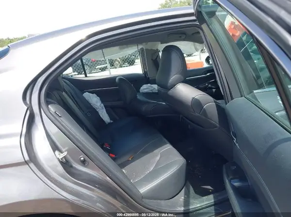 4T1B61HK5KU295784 2019 TOYOTA CAMRY - Image 8