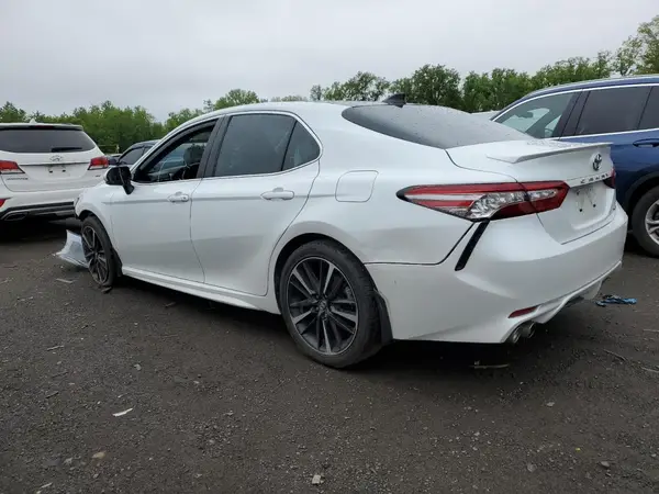4T1B61HK5KU691763 2019 TOYOTA CAMRY - Image 2