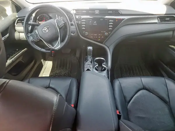 4T1B61HK5KU695201 2019 TOYOTA CAMRY - Image 8
