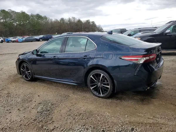 4T1B61HK5KU718945 2019 TOYOTA CAMRY - Image 2