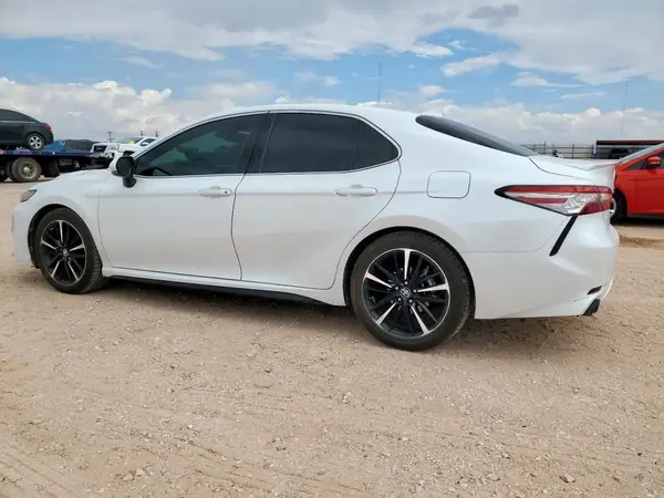 4T1B61HK5KU798120 2019 TOYOTA CAMRY - Image 2