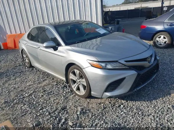 4T1B61HK5KU818351 2019 TOYOTA CAMRY - Image 1