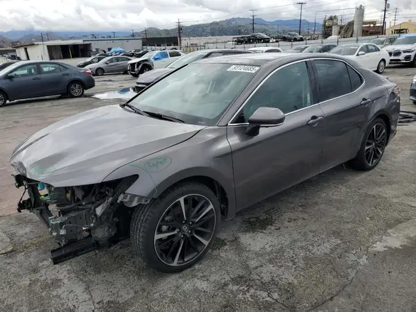 4T1B61HK5KU821704 2019 TOYOTA CAMRY - Image 1