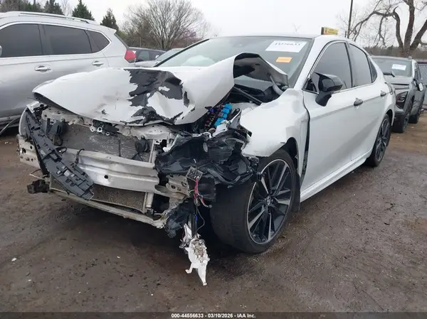 4T1B61HK5KU824828 2019 TOYOTA CAMRY - Image 2