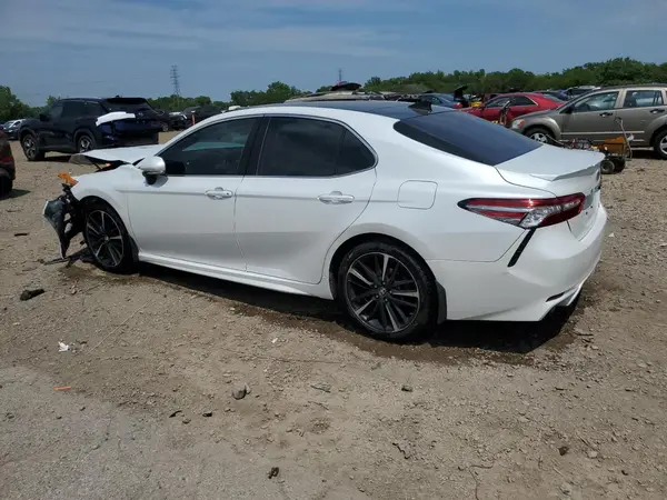 4T1B61HK5KU826837 2019 TOYOTA CAMRY - Image 2