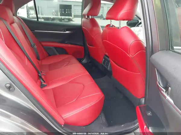 4T1B61HK5KU836235 2019 TOYOTA CAMRY - Image 8