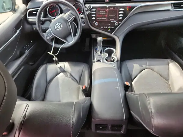 4T1B61HK6JU020634 2018 TOYOTA CAMRY - Image 8
