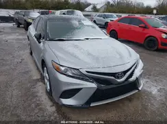 4T1B61HK6JU028104 2018 TOYOTA CAMRY