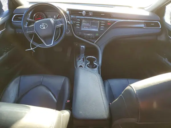 4T1B61HK6JU041287 2018 TOYOTA CAMRY - Image 8