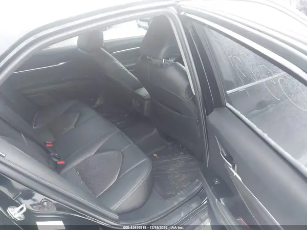 4T1B61HK6JU052547 2018 TOYOTA CAMRY - Image 8