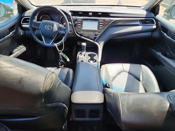 4T1B61HK6JU056808 2018 TOYOTA CAMRY - Image 8