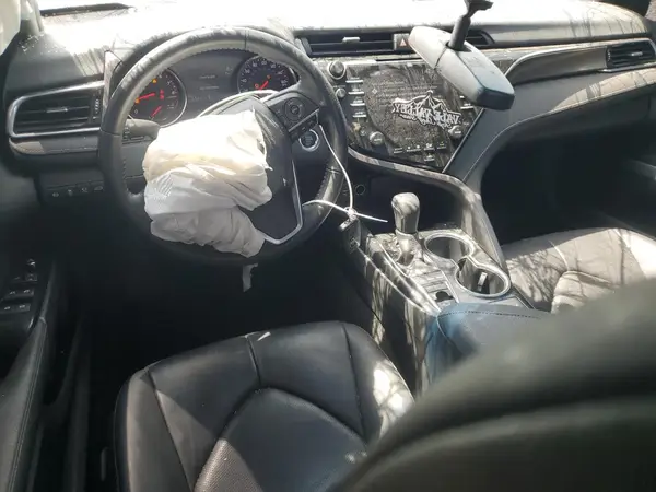 4T1B61HK6JU066884 2018 TOYOTA CAMRY - Image 8