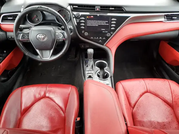 4T1B61HK6JU068554 2018 TOYOTA CAMRY - Image 8