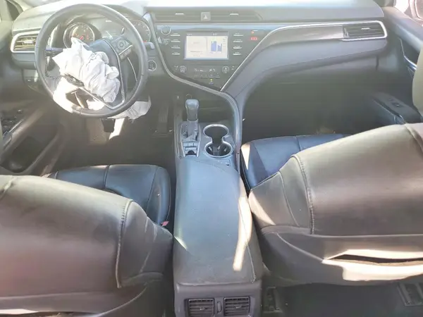 4T1B61HK6JU069137 2018 TOYOTA CAMRY - Image 8