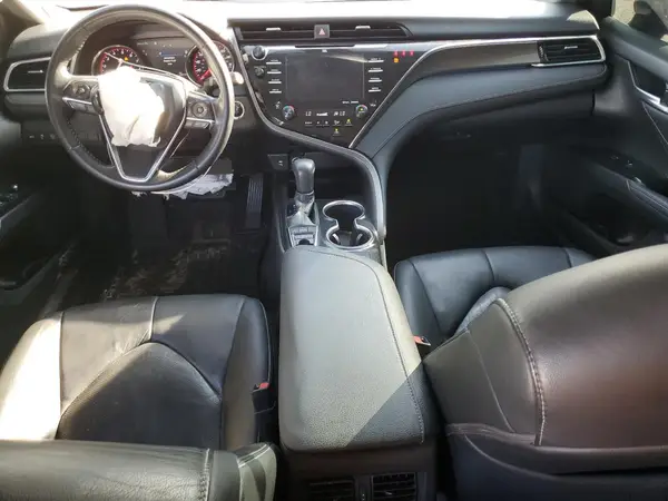 4T1B61HK6JU079327 2018 TOYOTA CAMRY - Image 8