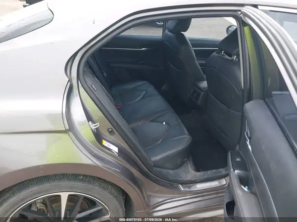 4T1B61HK6JU087315 2018 TOYOTA CAMRY - Image 8