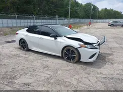 4T1B61HK6JU097942 2018 TOYOTA CAMRY