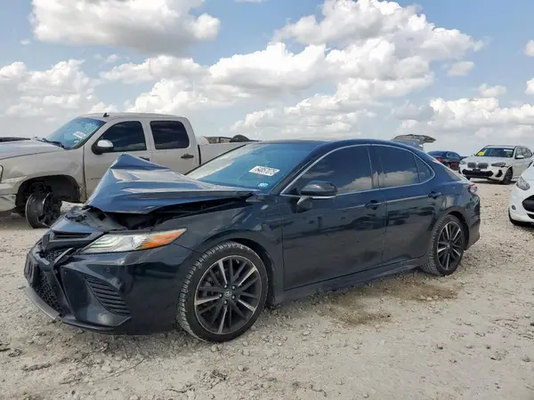 4T1B61HK6JU099089 2018 TOYOTA CAMRY - Image 1