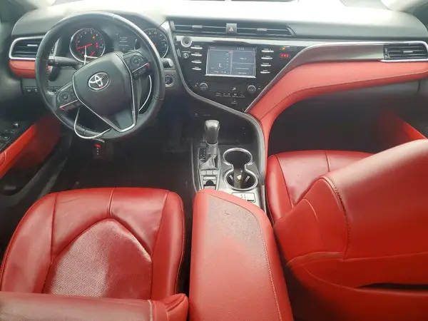 4T1B61HK6JU103027 2018 TOYOTA CAMRY - Image 8