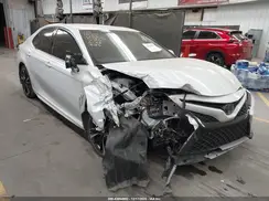 4T1B61HK6JU114397 2018 TOYOTA CAMRY