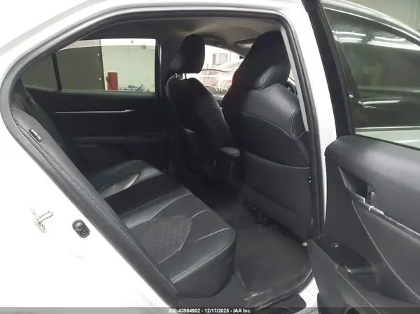 4T1B61HK6JU114397 2018 TOYOTA CAMRY - Image 8