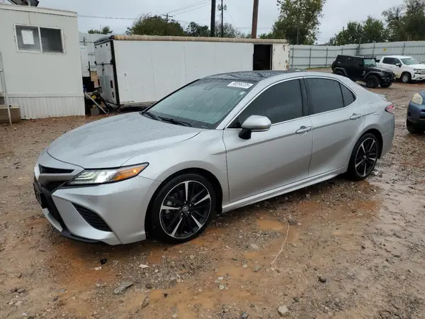 4T1B61HK6JU119986 2018 TOYOTA CAMRY - Image 1