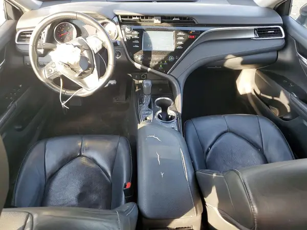 4T1B61HK6JU120409 2018 TOYOTA CAMRY - Image 8