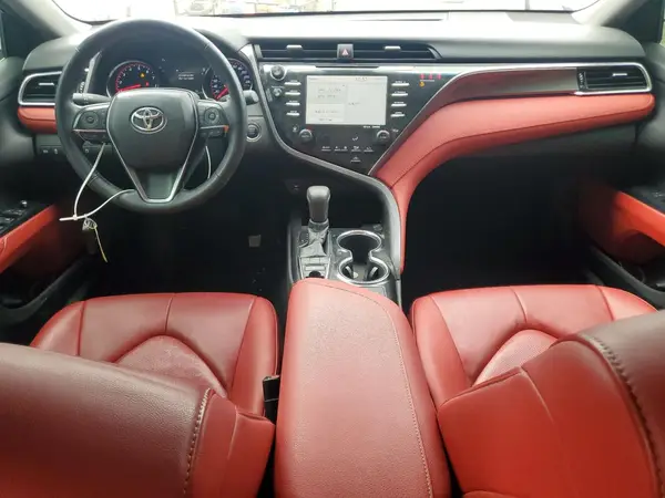 4T1B61HK6JU121642 2018 TOYOTA CAMRY - Image 8