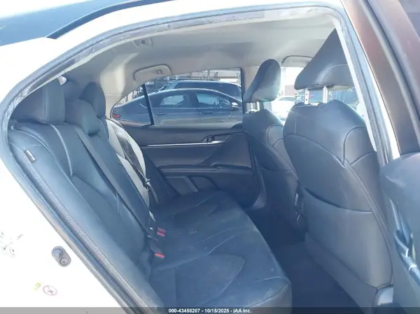 4T1B61HK6JU130616 2018 TOYOTA CAMRY - Image 8