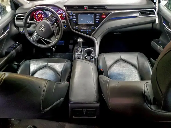 4T1B61HK6JU144855 2018 TOYOTA CAMRY - Image 8