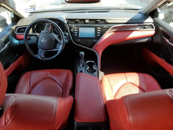 4T1B61HK6JU156147 2018 TOYOTA CAMRY - Image 8