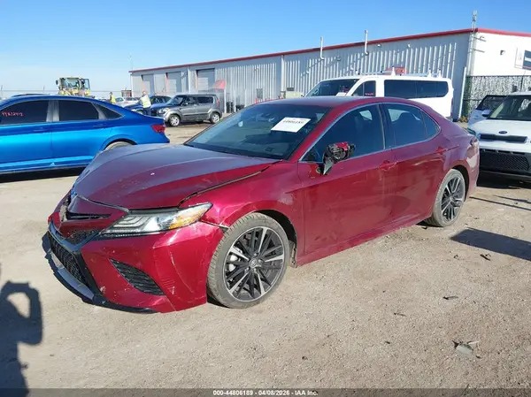 4T1B61HK6JU520034 2018 TOYOTA CAMRY - Image 2