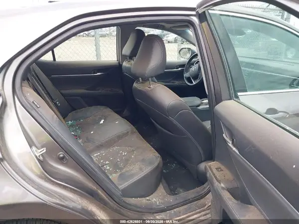 4T1B61HK6JU523578 2018 TOYOTA CAMRY - Image 8
