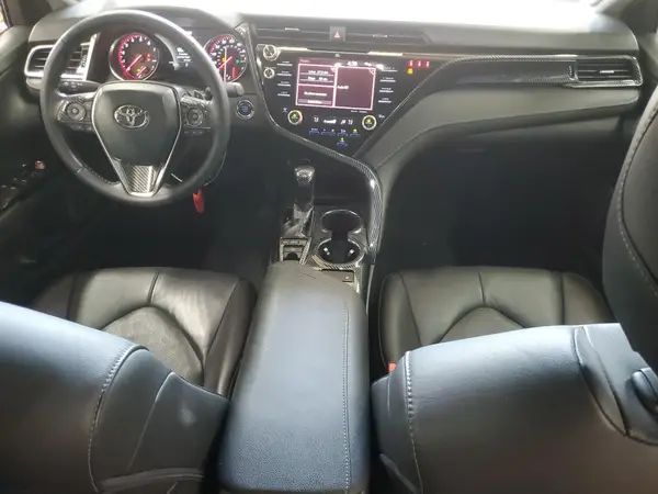 4T1B61HK6JU542809 2018 TOYOTA CAMRY - Image 8
